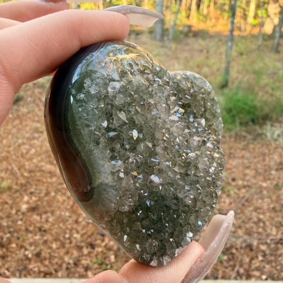 Green Agate Druzy Heart | Natural Sparkling Crystal | Earthy Mint Tones 0027 - Picture 3 of 9